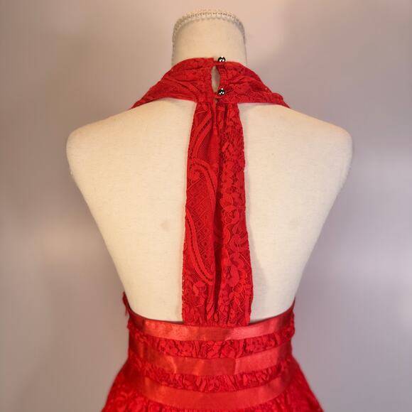 Bebe Lace Halter Peplum Top Poppy Red Women’s Small Plunge Satin Waist Y2K Party - Picture 11 of 16